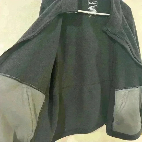 L.L. Bean Men’s Fleece Full Zip Black Jacket Size 1X - Picture 3 of 4